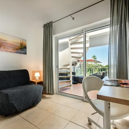 Casa Louro Apartment *