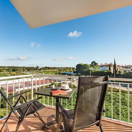 Apartamento Casa Louro *